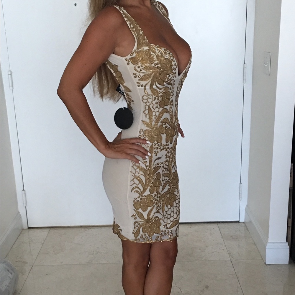Cream/Gold Holt Bodycon Dress SZ Small